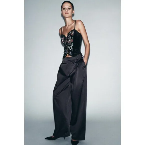 ZARA EMBROIDERED VELVET CORSET - Picture 2 of 6